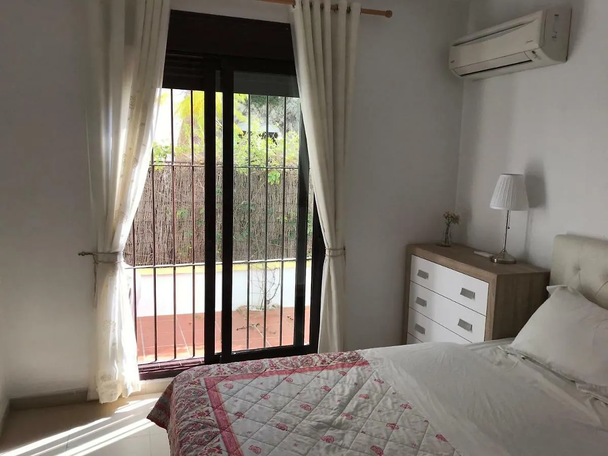 Maestranza Apartment Μαρμπέλλα 0*,  Ισπανία